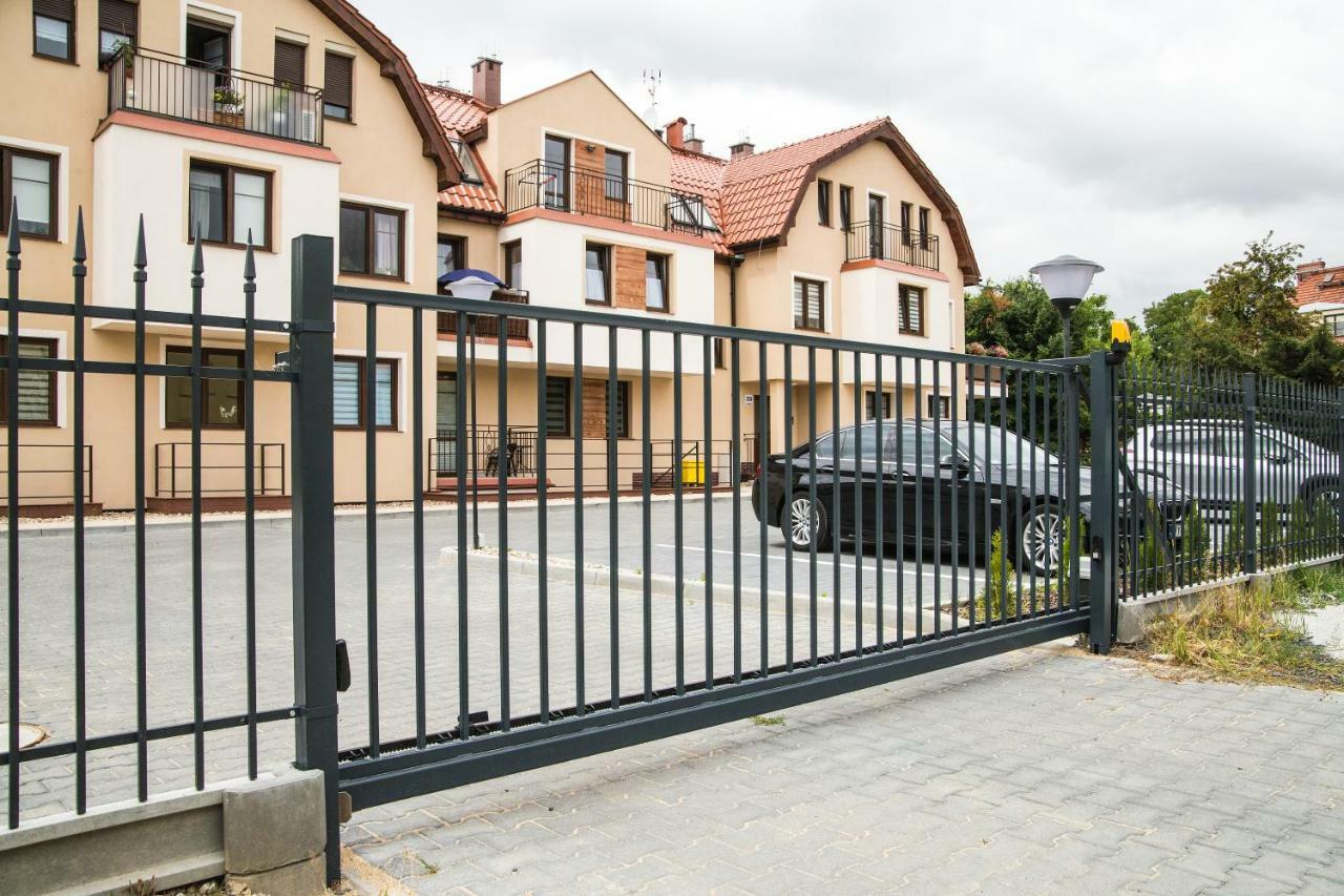Prestige Line Apartament Legnica Exterior foto